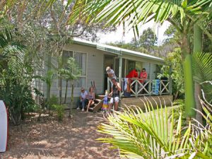 One Mile Beach Holiday Park - Accommodation Noosa