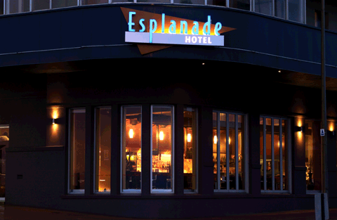 Esplanade Hotel - Accommodation Noosa